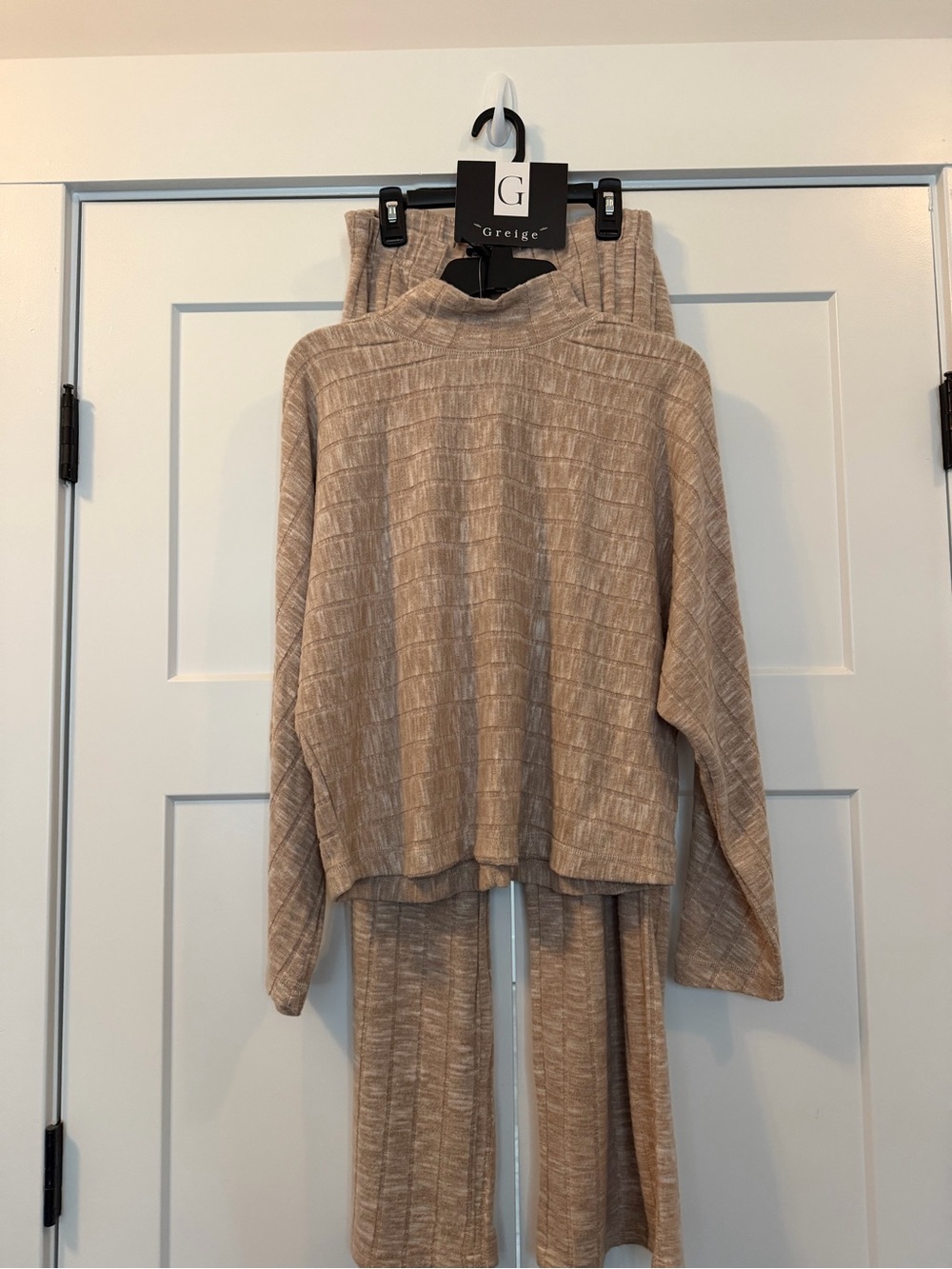 Ribbed Knit Sweater & Pants Set - Taupe